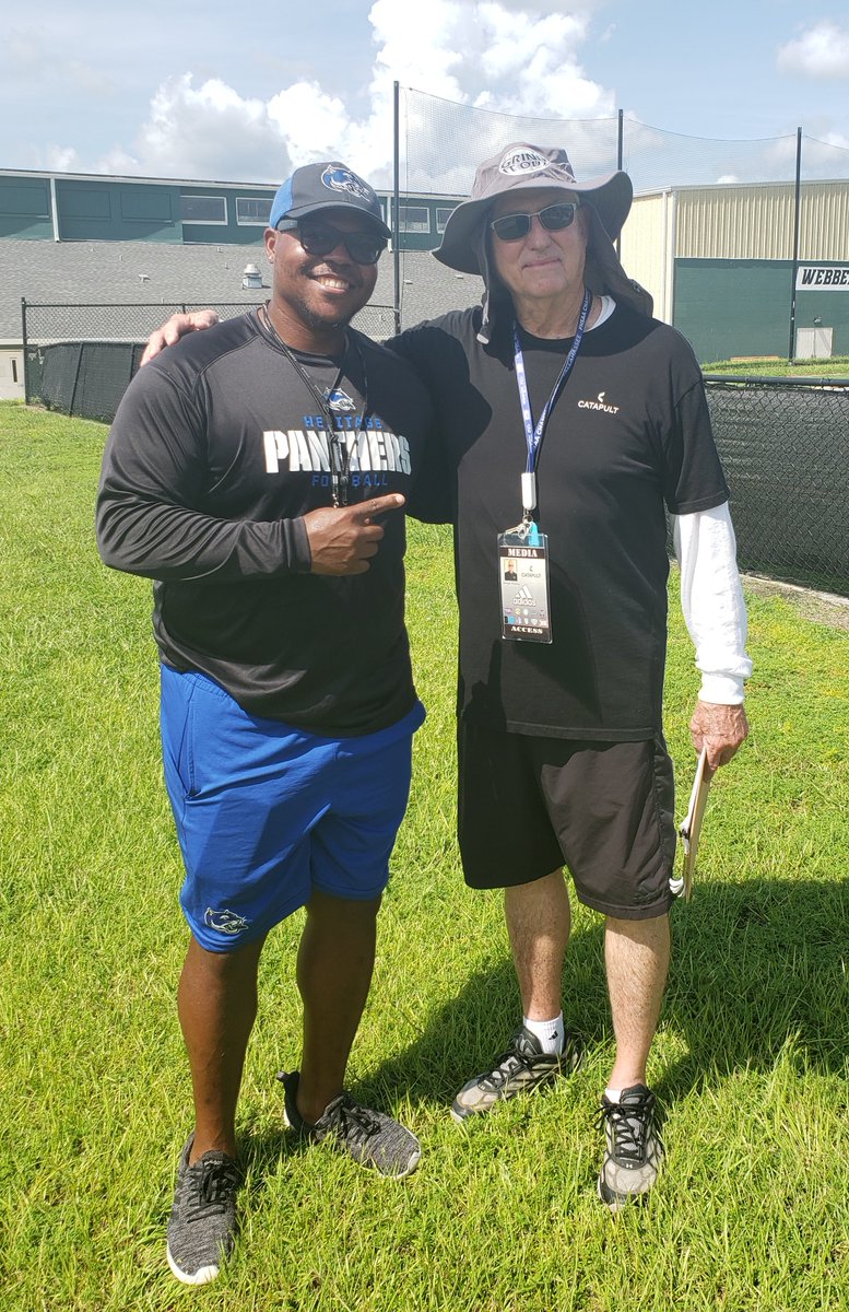 Dwight_XOS's tweet image. I do not want to coach anymore as I met my goals, but I still love watching coaches coach! I love promoting coaches! Pic 1 Heritage HC Mykel Benson. Pic 2 Bartram Trail HC Cory Johns. Pic 3 Centennial HC Jacob Turay. Pic 4 Lake Gibson HC Jeff George Jr. Coach Thomas Catapult…