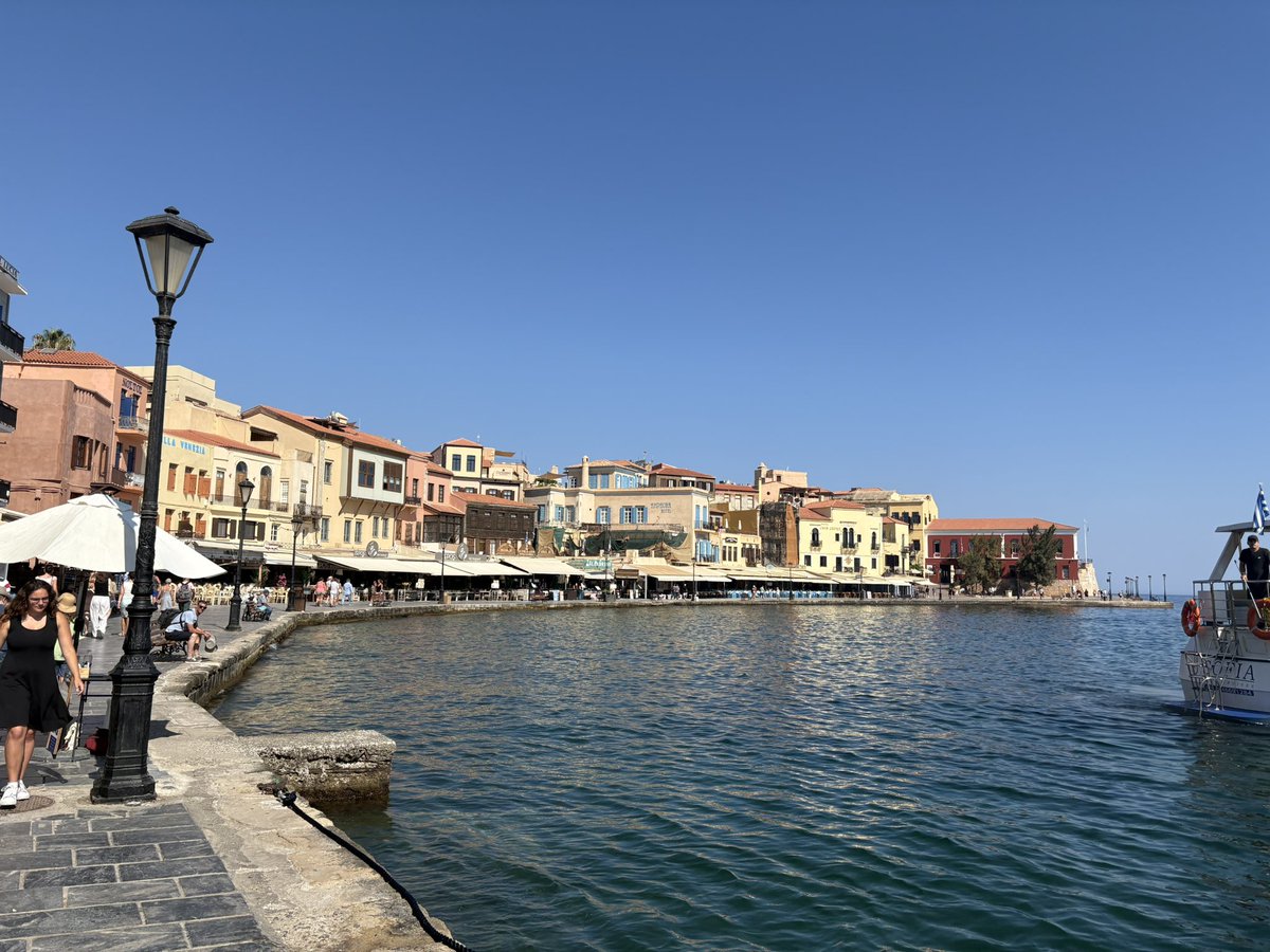 Ceedemp's tweet photo. Chania, Crete. No filter. https://t.co/sa1FBhvGlR