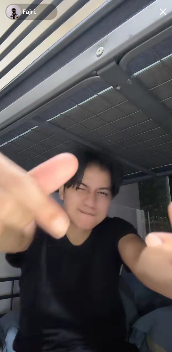 Ss time from @Fajri_UN1TY 's live!