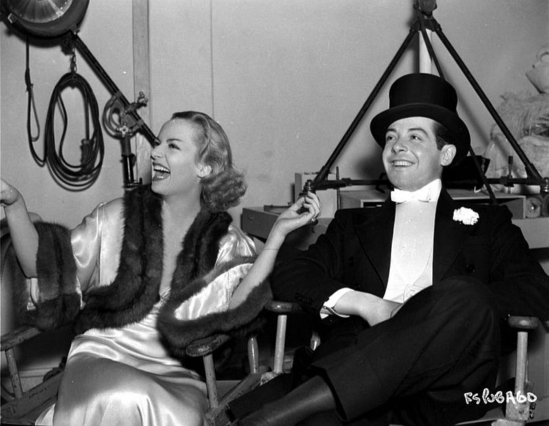 HollywoodYeste1's tweet image. Carole Lombard and Fernand Gravey on the set of Fools for Scandal (1938, directed by Mervyn LeRoy)
