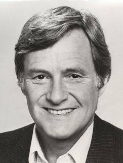 ClassicMovieHub's tweet image. Born July 22, 1928, Orson Bean - Over 100 film/TV roles incl How to Be Very Very Popular, Anatomy of a Murder, Innerspace, To Tell the Truth, Desperate Housewives—and of course Loren Bray on Dr. Quinn, Medicine Woman! #botd
Fun Fact: Calvin Coolidge’s 1st cousin twice removed 🙂…