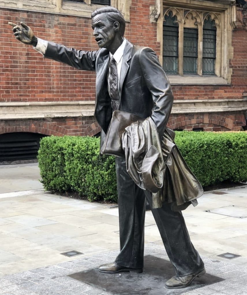 littlewisehen's tweet image. ‘Taxi!’
Von Seward Johnson Jr (1983)
John Carpenter Street, Victoria Embankment, #London