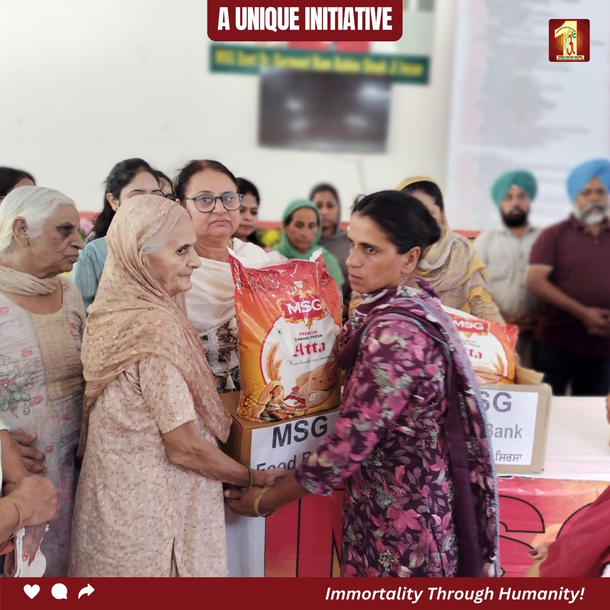 DSSNewsUpdates's tweet photo. पूज्य संत डॉ. MSG इन्सां जी की पावन प्रेरणा से, संगरूर ब्लॉक से शहीद मोहित इन्सां जी के परिवार ने उनकी पुण्य स्मृति में वृक्षारोपण किया और 5 ज़रूरतमंद परिवारों को राशन वितरित किया। 

#MartyrTribute #DeraSachaSauda #SaintDrMSG #TreePlantation #RationDistribution #SelflessService #HumanityFirst #Sangrur #ActofKindness