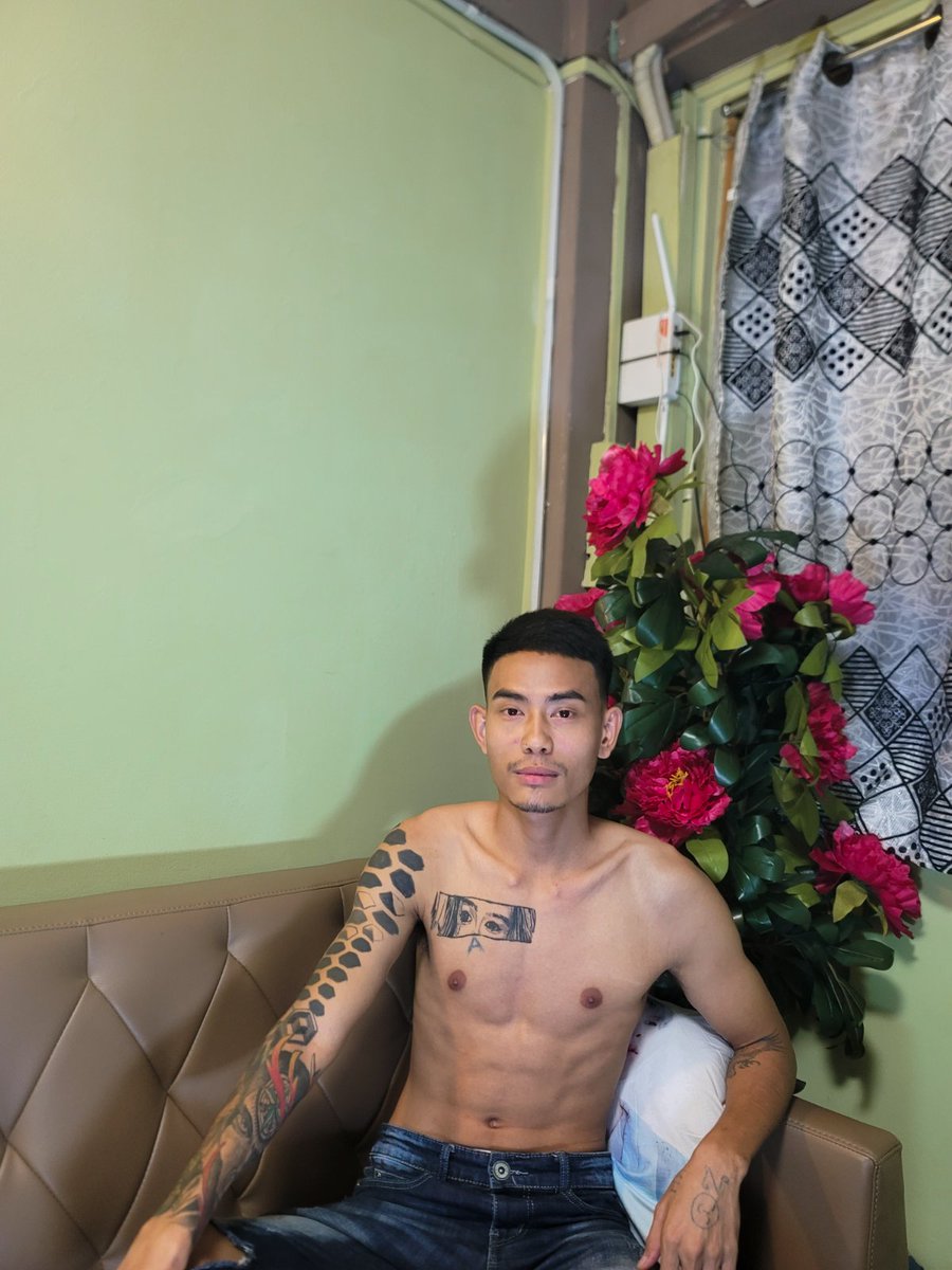 Vee3Zal's tweet photo. ဂေါ်လီတလုံးနဲ့အကြမ်းစင် ကော်ရီး😘
စားချင် ဖုန်းဆက်လိုက်
0978931072(Viber)
https://t.co/cz2YVHkT3Z https://t.co/TyNcnkVGqw