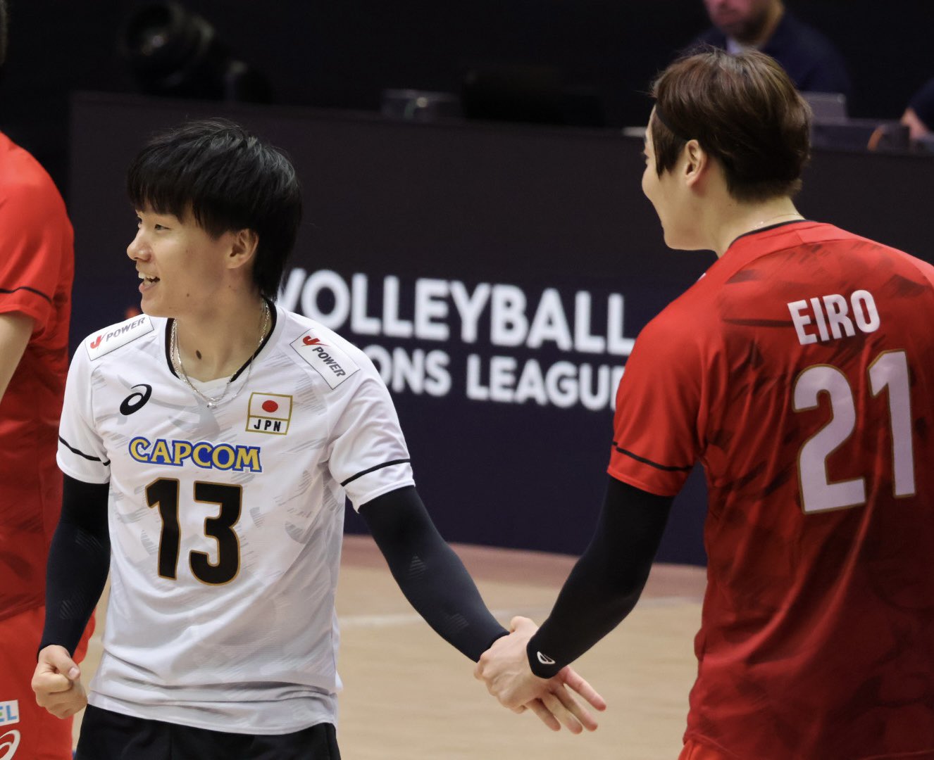 小川智大選手　チェキ　13/38 GsaeOPxaoAAnxlk.jpg