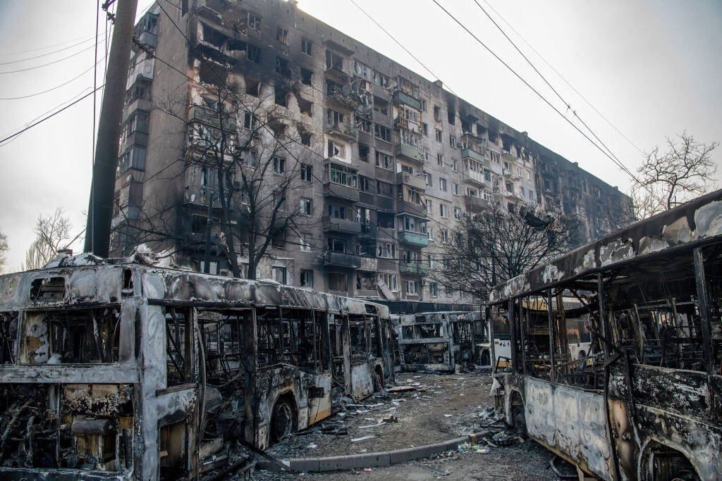 KShevchenkoReal's tweet image. Russia turns occupied Ukrainian land into a money-making machine. Through the so-called “Special Infrastructure Project,” Kremlin-linked companies get state contracts to “rebuild” cities like Mariupol — but real reconstruction rarely happens. Instead, Russian firms pocket the…