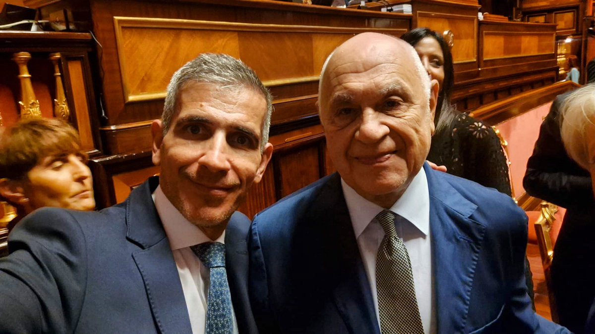 Marcolisei's tweet image. 📢 Dicevano che non ci saremmo riusciti.
Dicevano che nessuno avrebbe avuto il coraggio di cambiare davvero la giustizia.
❌ Troppi interessi. Troppi privilegi. Troppa paura.
✅ E invece oggi, con un voto storico in Senato, abbiamo dimostrato il contrario.
⚖️ La separazione…