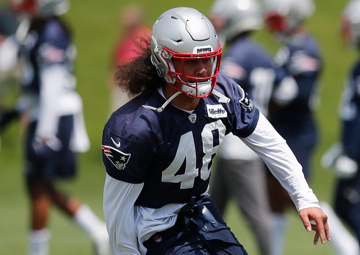 LosTalksPats's tweet image. #Patriots LB Jahlani Tavai and CB Carlton Davis are expected to participate in on-field activities tomorrow, per Mike Vrabel.
Tavai is currently on the PUP list and Davis is currently on the NFI list — both will be activated ahead of tomorrow’s practice.