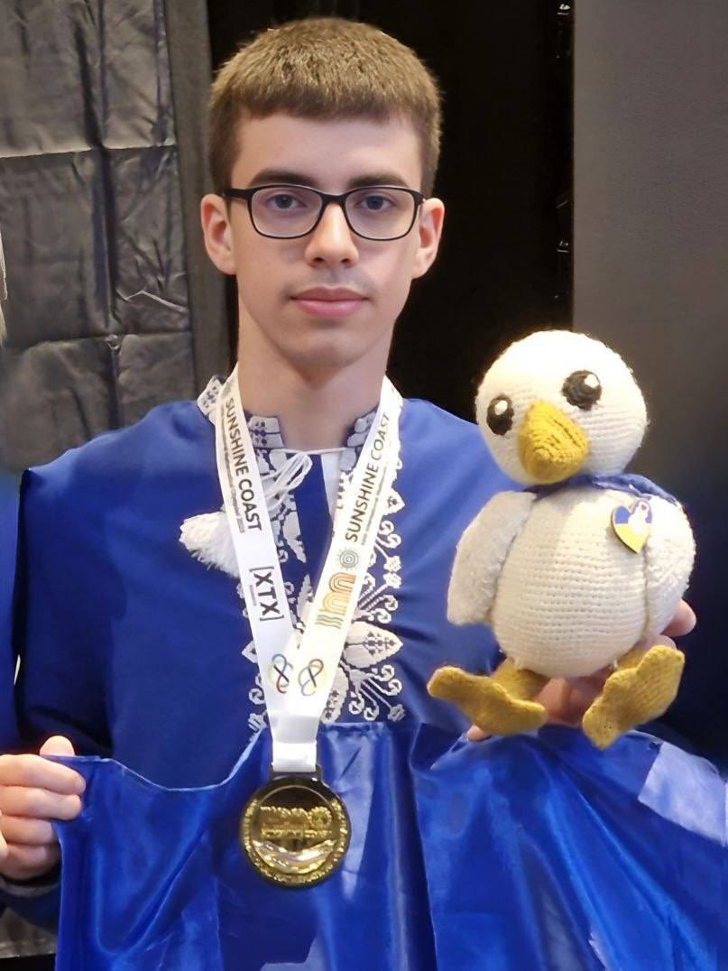 rshereme's tweet image. 🥇 Gold for Ukraine! 🇺🇦
Oles Honordiiuk has won a gold medal at the 66th International Mathematical Olympiad (IMO 2025) — the world’s most prestigious competition for young mathematicians, held this year in Queensland, Australia.
A graduate of the 11th grade at the Ukrainian…