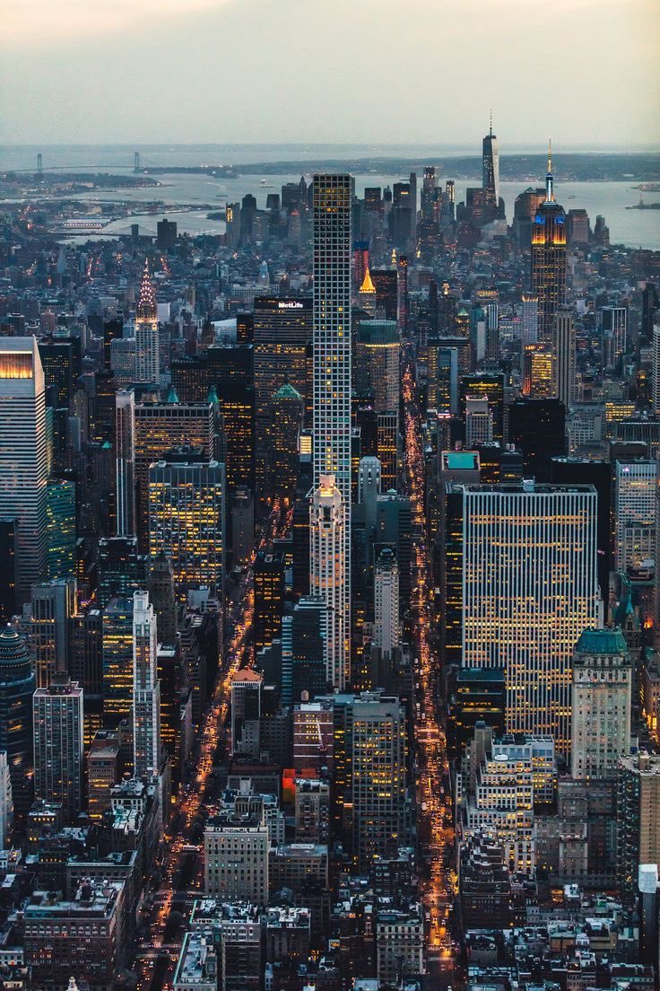 cityaestheticss's tweet image. What’s the ideal level of density for a city to have?