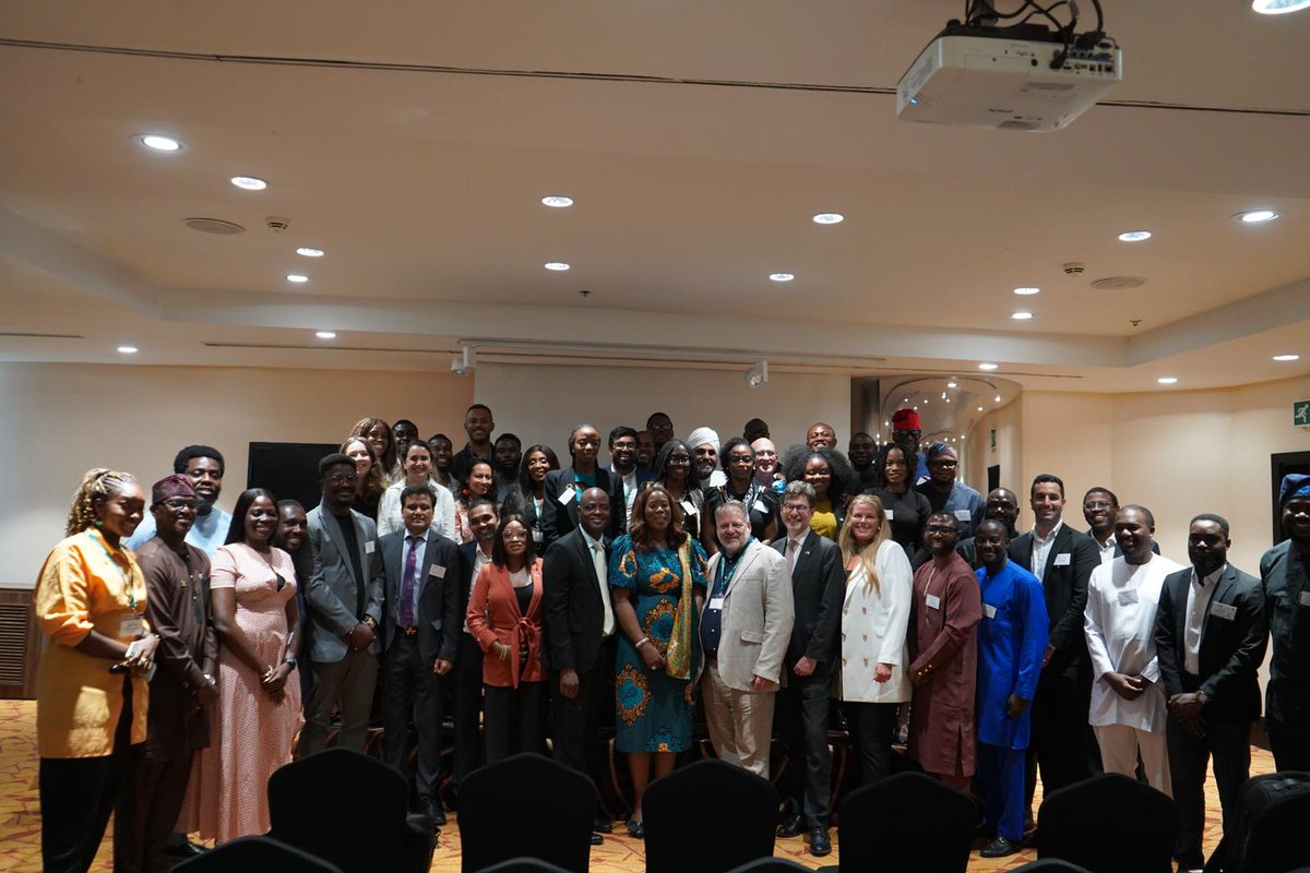 cday_uk's tweet image. Back in London after an amazing UK Trade Mission to Lagos &amp;amp; Cape Town. Huge thanks to @GrowLondon, @londonpartners, @MayorofLondon&apos;s Office for opening doors &amp;amp; making magic happen. Jollof Rice mystery still unsolved. Here’s to turning talks into deals. #SocialB2B @Oktopost