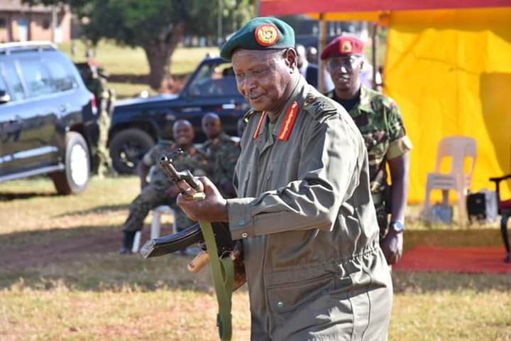 MukiibiH_NV's tweet image. In my opinion  &apos;&apos;Ssaabalwanyi&quot; has always symbolised Strength, Power,etc as seen in the photos.
As  for the &quot;Ssemalungu&quot;  I&apos;m yet to get the meaning!
The name sounds intimidating! 
@MKarekye kindly find some contact @FountainPublish  for a copy of  &quot;Enkuluze y&apos;Oluganda..&apos;&apos;