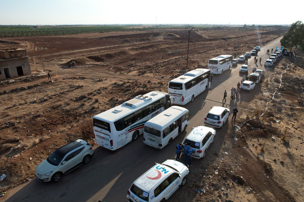 QUSAY_NOOR_'s tweet image. A #UnitedNations delegation and buses designated for evacuating the families being held are preparing to enter #Suwayda, in preparation for their transfer to #Daraa