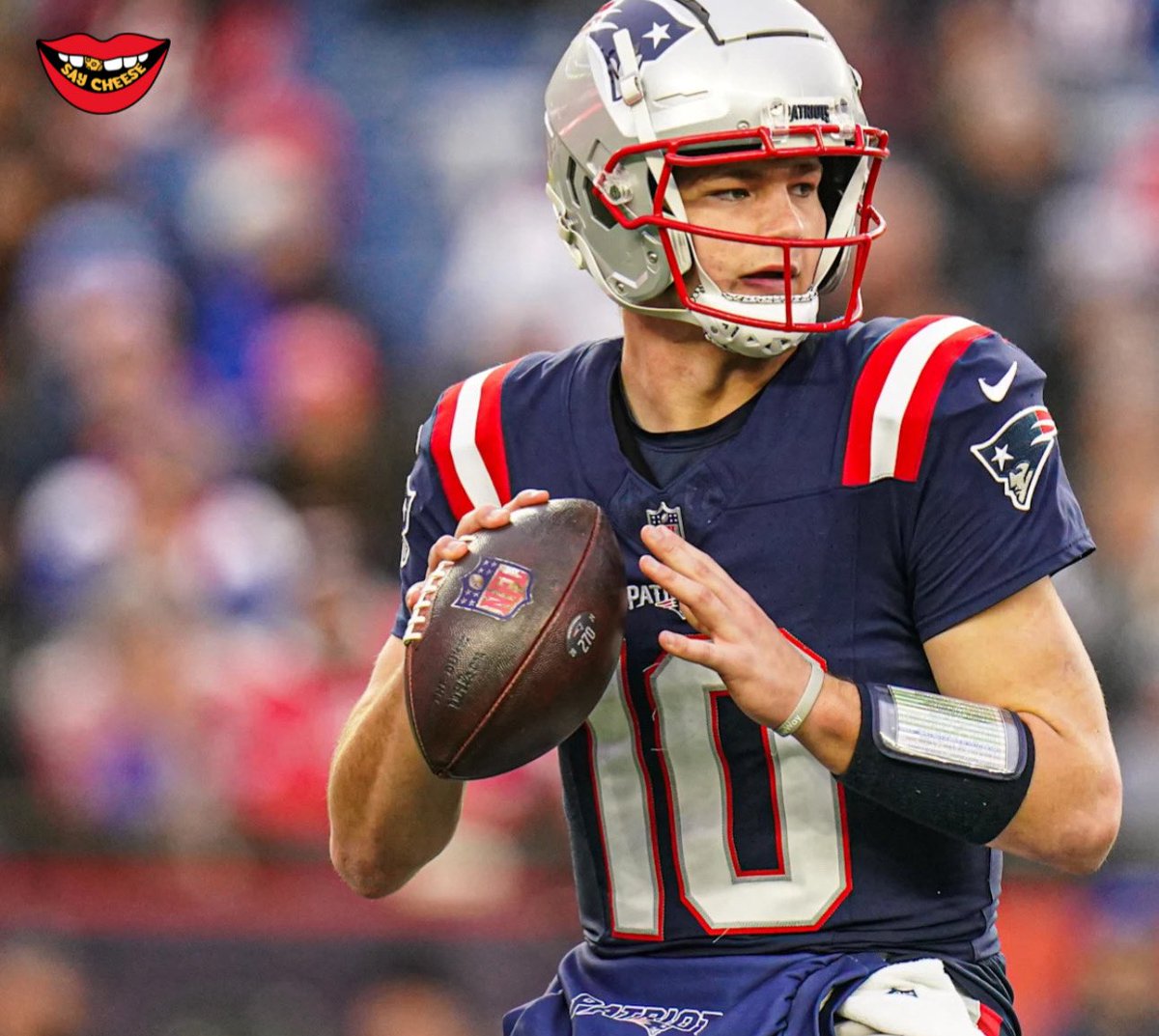 SaycheeseDGTL's tweet image. A bettor in Massachusetts bet $1,000 on the New England Patriots beating the Tampa Bay Buccaneers (+40000) in Super Bowl 60 😳
Potential Bag: $400,000