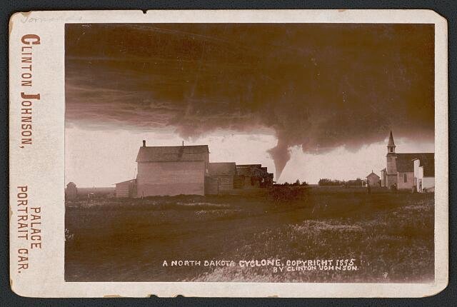 weather_history's tweet image. July 22, 1895:
Based on copyright information at the Library of Congress, this photo was taken on this day in 1895 in North Dakota. While the location is unknown, it is possible that the photo was taken near Grafton, ND, which had a tornado on July 13, 1895.
#wxhistory