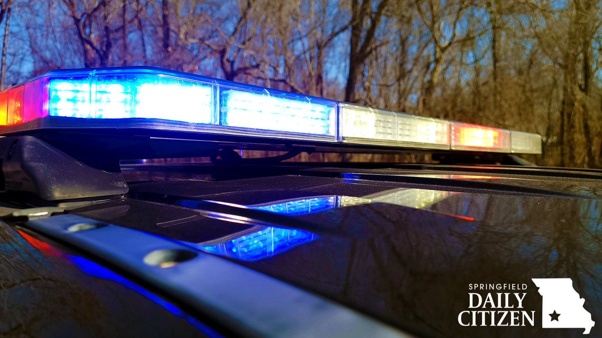 sgfcitizen's tweet image. A 14-year-old girl from Forsyth died following a one-vehicle crash just south of Hollister on Highway 165. The driver, a 16-year-old girl from Nixa, was flown to a Springfield hospital in serious condition.
Read it: sgfcitizen.org/government/cri…
