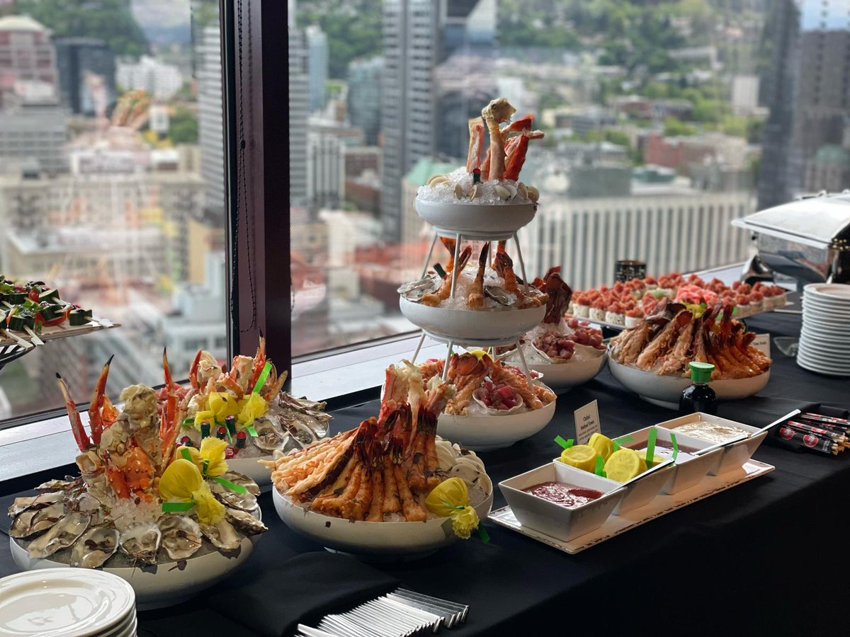 Portland City Grill tweet media