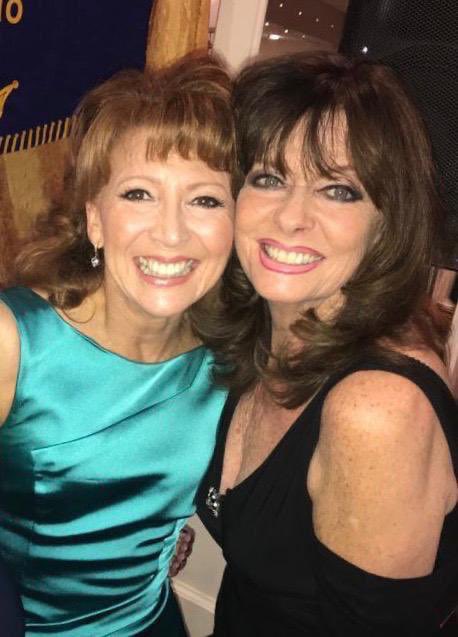 vickimichelle's tweet image. Happy Birthday Beautiful Bonnie Langford OBE. Such a gorgeous, talented lady. Great memory @Lady_Ratlings event Hope you’re having a Fab day. @bonnie_langford @bbceastenders #AnythingGoes #9to5themusical #42Street @bbcdoctorwho @SondheimFriends @lesmisofficial #tuesdayvibe