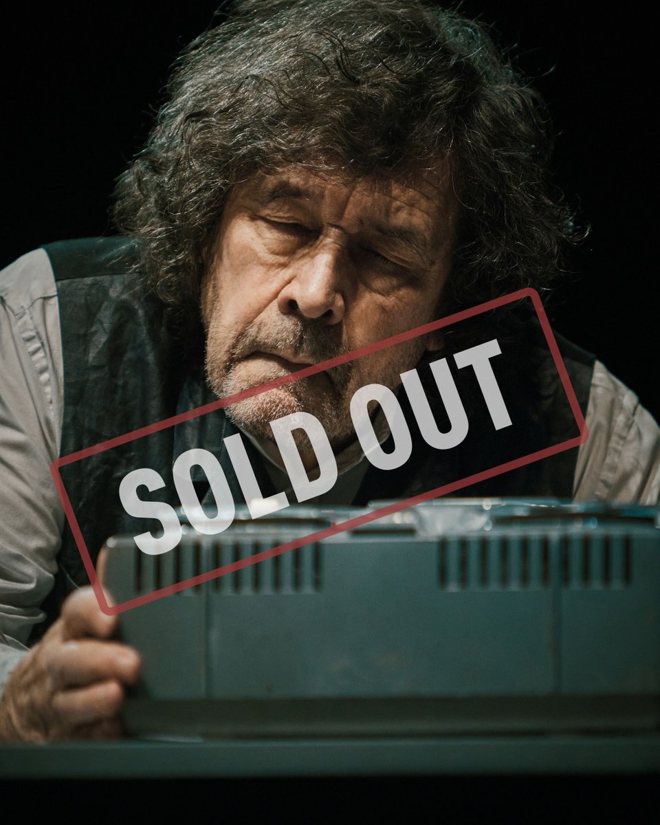 PavilionTheatre's tweet image. TONIGHT at Pavilion Theatre, we are thrilled to welcome from @LandmarkIreland Krapp’s Last Tape by Samuel Beckett, starring the legendary Stephen Rea, which opens for the first of five SOLD OUT performances this evening!
We hope our audience enjoys this solo masterpiece.