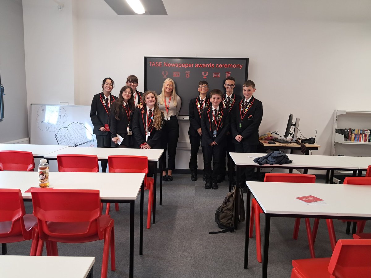 AlfieDysonRich2's tweet photo. What a year! I could not have asked for a better newspaper group this year-they've been fantastic and worked tremendously hard, I've been incredibly impressed with their efforts. Well done all! Thanks go to @PrincipalTASE and @EaleeEnglish for all their guidance this year!! https://t.co/zpXb80WO26