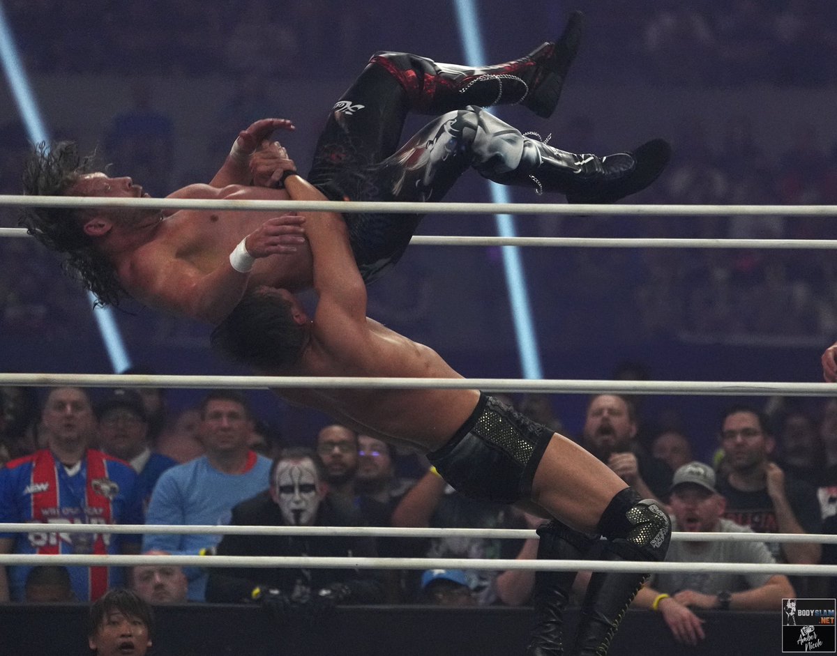 AmberNicoPhoto's tweet image. Kenny Omega vs. Kazuchika Okada at AEW All In in Dallas, TX #aew #aewdynamite #aewallin #allintexas #aewcollision #allelitewrestling #wrestling #ambernicophoto #kennyomega #okada