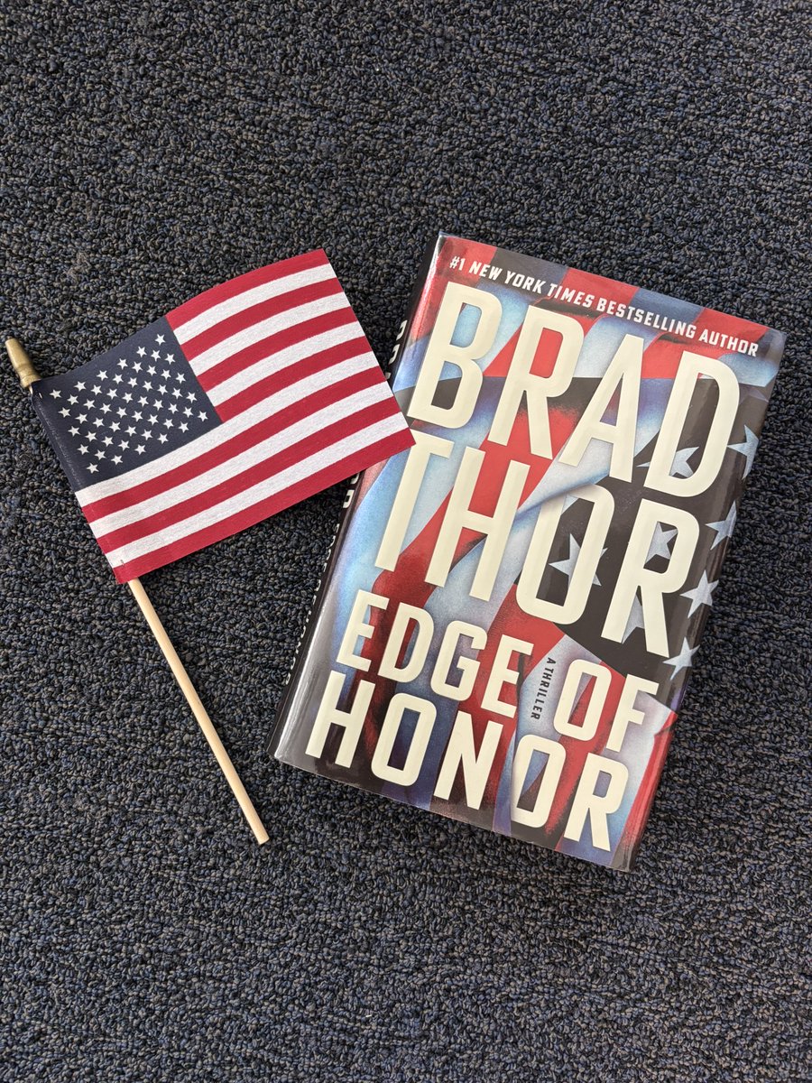 AtriaBooks's tweet image. *Best Beach Reads of Summer 2025*
- New York Post
bit.ly/4f4xWGX