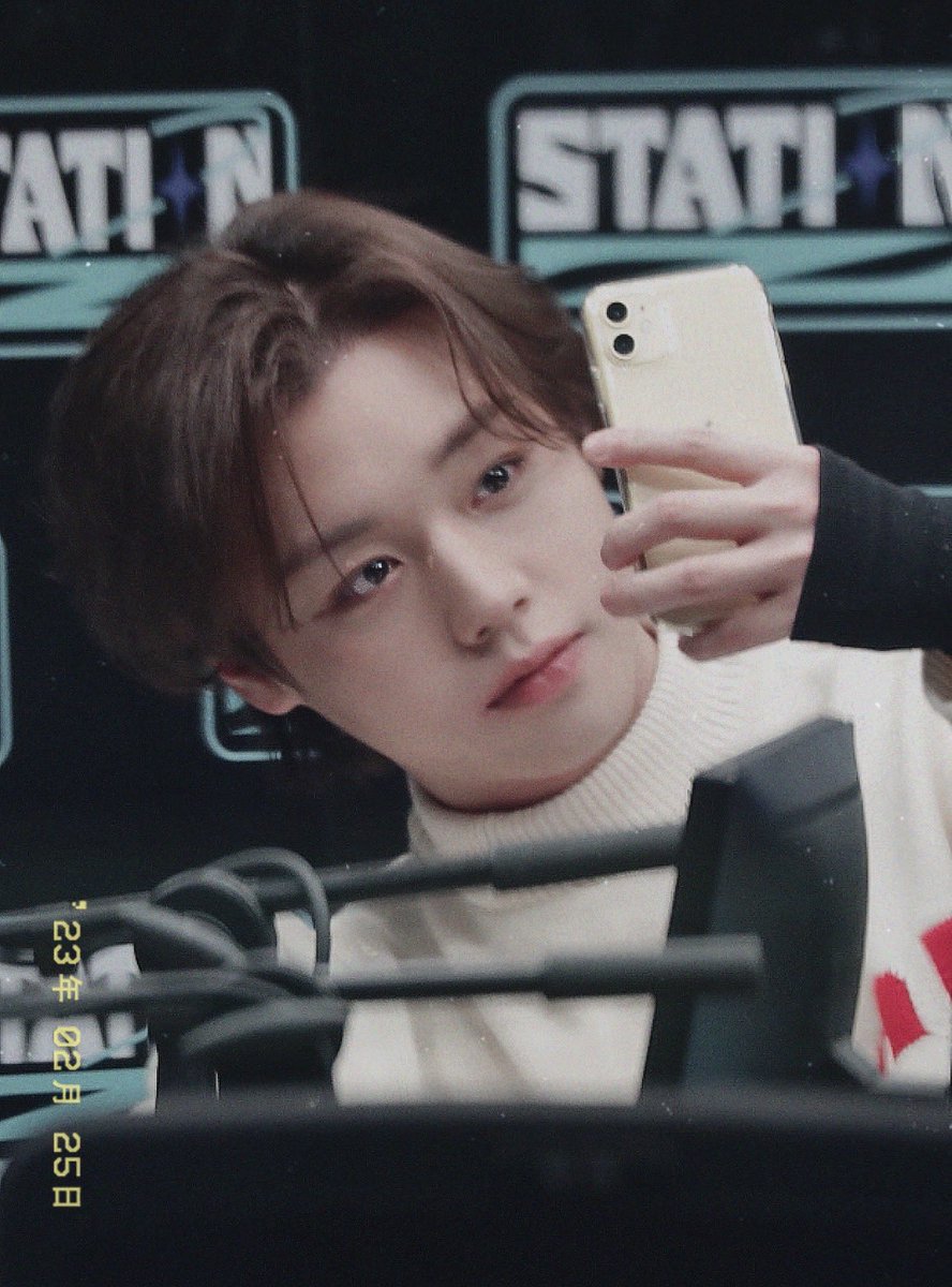 연 tweet media