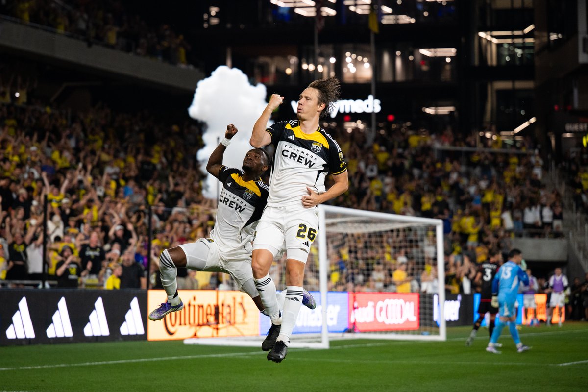 ArchCityAth's tweet image. Relive the #Crew96 victory with some sights from the lens of @schudel_ralph.
open.substack.com/pub/archcityat…