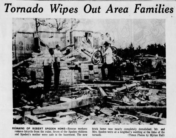 tornado_talk's tweet image. St. Augusta–Zimmerman, MN F2 #Tornado – July 22, 1967
A devastating tornado carved a path through Stearns and Sherburne Counties, MN. At least 24 farms and homes were demolished, with severe crop damage reported along the way. One woman, Elvera Peterson, was killed when her home…