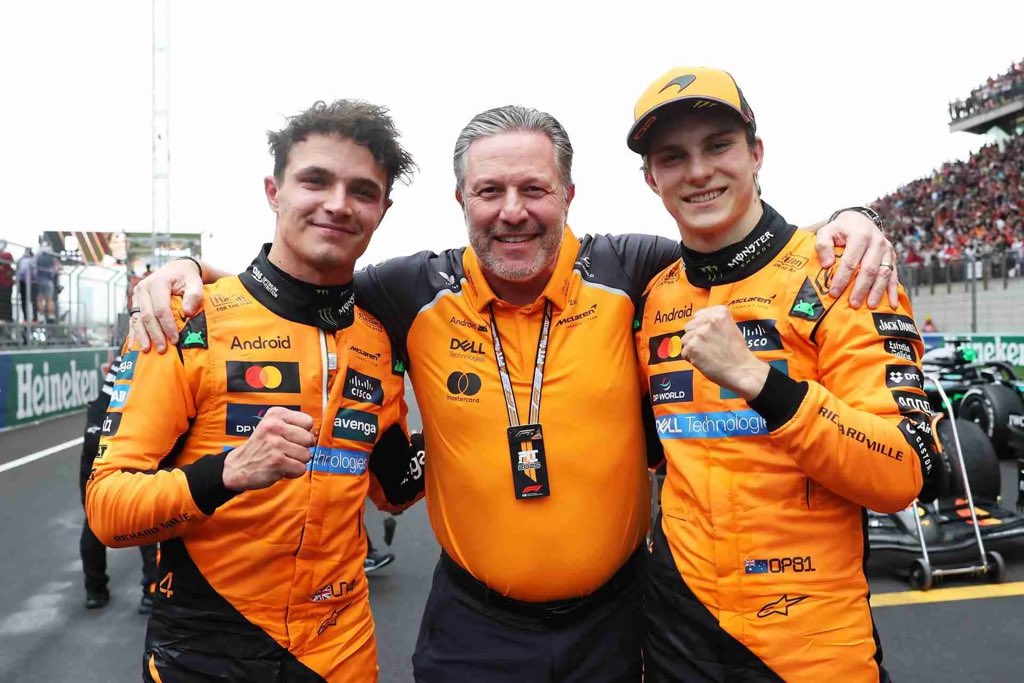 F1GuyDan's tweet image. π Oscar Piastri & Lando Norris have very similar seasons if you split 2025 in 2 halves.
First 6 GPs
Piastri: 131 pts, 4 wins, 2 poles
Norris: 115 pts, 1 win, 1 pole
Previous 6 GPs
Piastri: 103 pts, 1 win, 2 poles
Norris: 111 pts, 3 wins, 2 poles
Does this match the narrative?