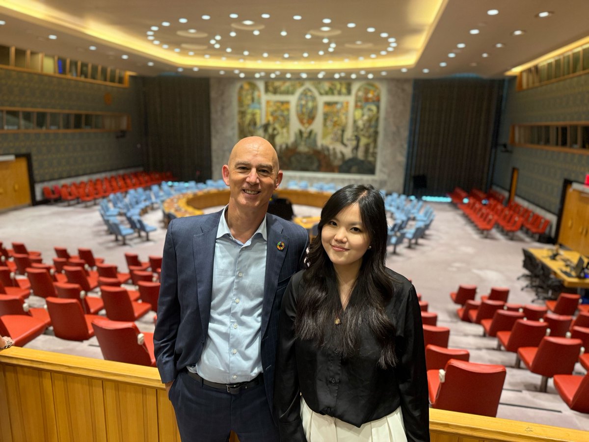 MinervaUni's tweet image. President @mcmageejr and Class of 2023 alumna Bat-Anujin T. spoke at the @UN, joining university leaders and Millennium Fellows. Together, they shared insights on how universities and students can help advance the UN Sustainable Development Goals (#SDGs). @MCNpartners