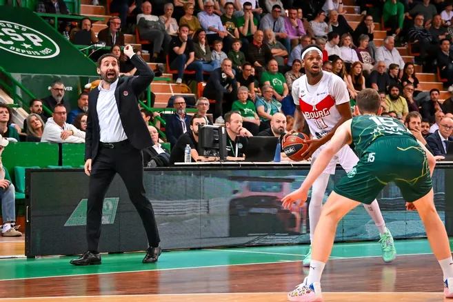 MatthieuMarot7's tweet image. 🏀📆 Tout de suite dans le Fauthoux 

La LNB a dévoilé le calendrier du Limoges CSP. 

🏠 Les hommes de Dario Gjergja commenceront par deux matches à domicile face à Bourg-en-Bresse, puis à Dijon.

lepopulaire.fr/limoges-87000/…