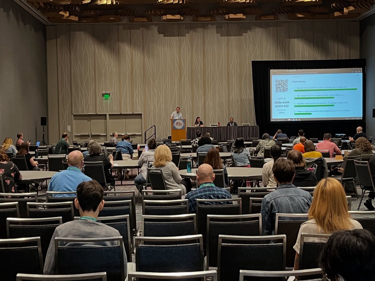 aallnet's tweet image. #AALL25 And engaged audience this morning for Service Design, Knowledge Management, and Workflows: How Libraries and IT Departments Work Better Together.