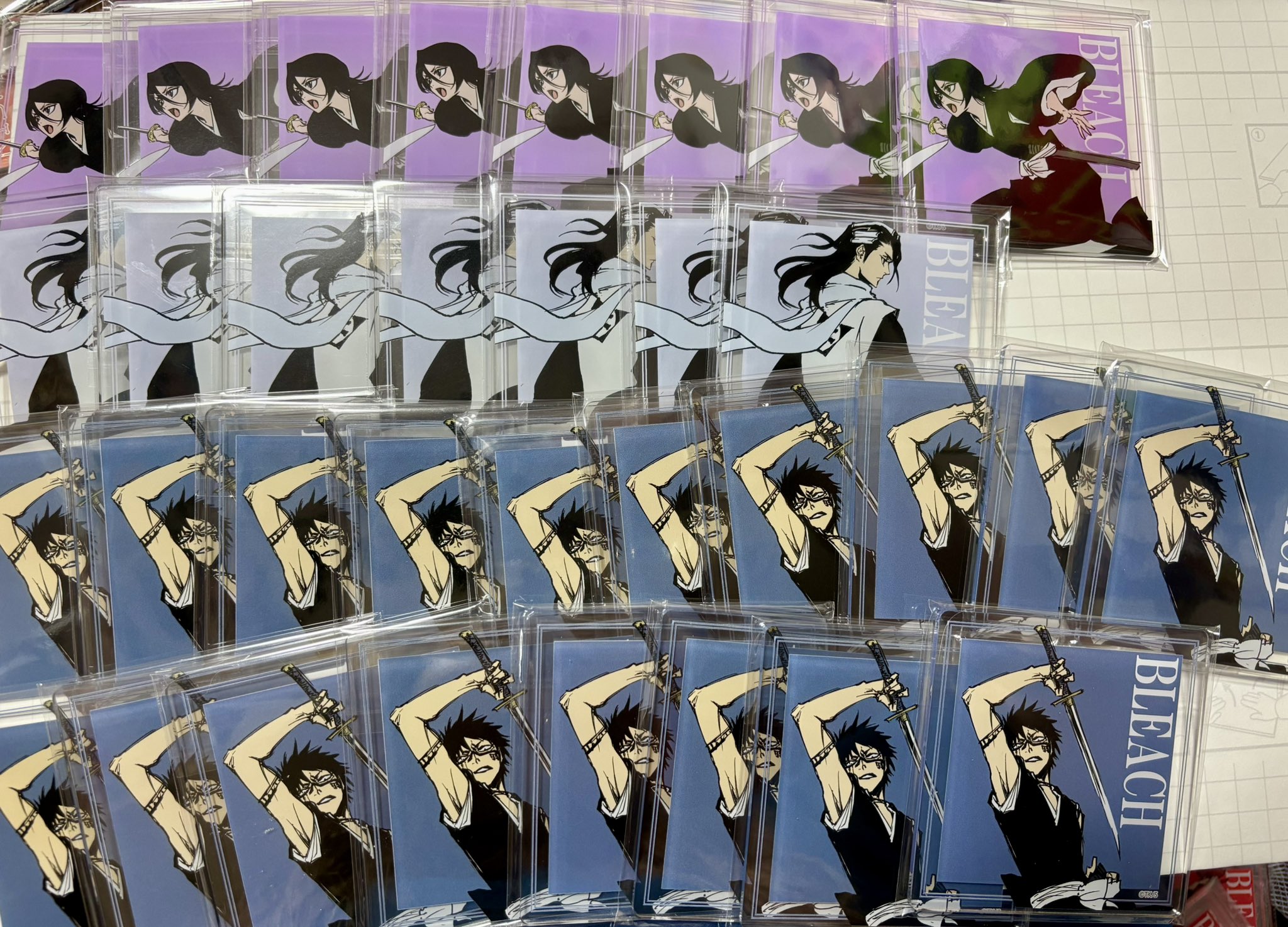 BLEACH WORLD アクリルコースター　愛染　檜佐木　弓親 たこやき🐍 on X: 
