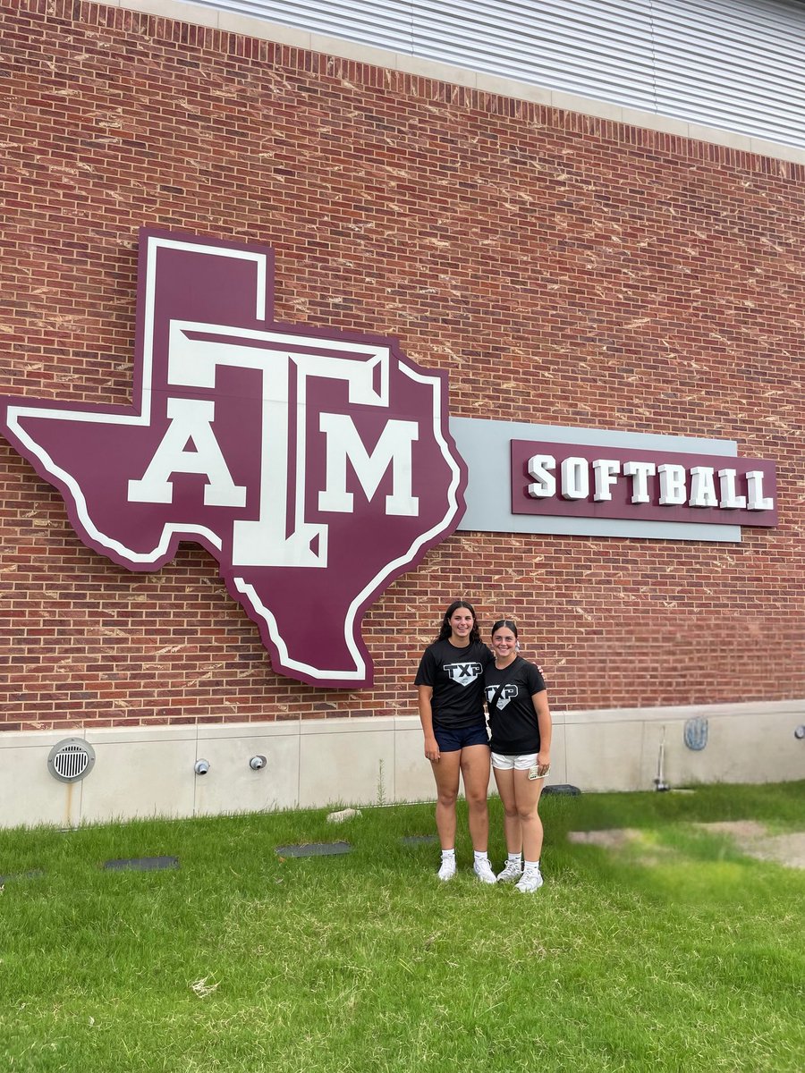 RowanBranson_29's tweet photo. TXP had the privilege to tour the Texas A&amp;M softball facilities last week. What an experience! #dreamBig #AggiesSoftball https://t.co/tGGaC4uIvf