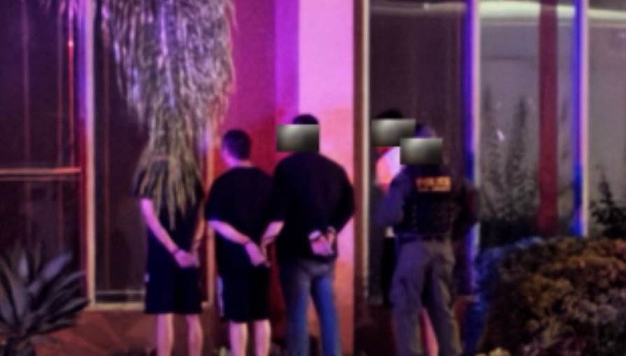 HSILosAngeles's tweet image. HSI LA El Camino Real Financial Crimes Task Force with assistance from federal and state partners executed a search warrant at an underground night club in El Monte, CA, July 19. 9 individuals were detained on immigration violations and are in ICE custody pending removal.
