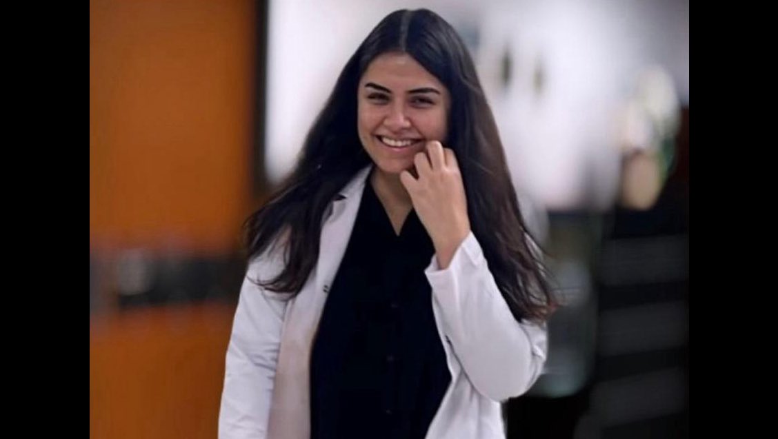 istabip's tweet image. Hamidiye Etfal Eğitim ve Araştırma Hastanesi Kadın Hastalıkları ve Doğum Bölümü hekimlerinden Asistan Dr. Eylül Karagöz’ün vefatını büyük bir üzüntüyle öğrenmiş bulunmaktayız.
Değerli meslektaşımızın başta ailesi olmak üzere yakınlarının derin acısını paylaşıyor, tüm hekim…