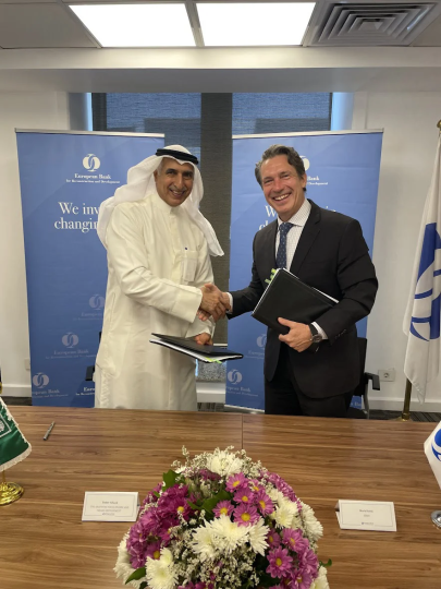 EBRD's tweet image. On Sunday, we announced a new partnership with @ArabFundOrg to support SMEs in Egypt, our first donor funding from a regional MENA institution. This initiative will boost inclusion, digitalisation and green transformation across one of the region’s most vibrant economies.