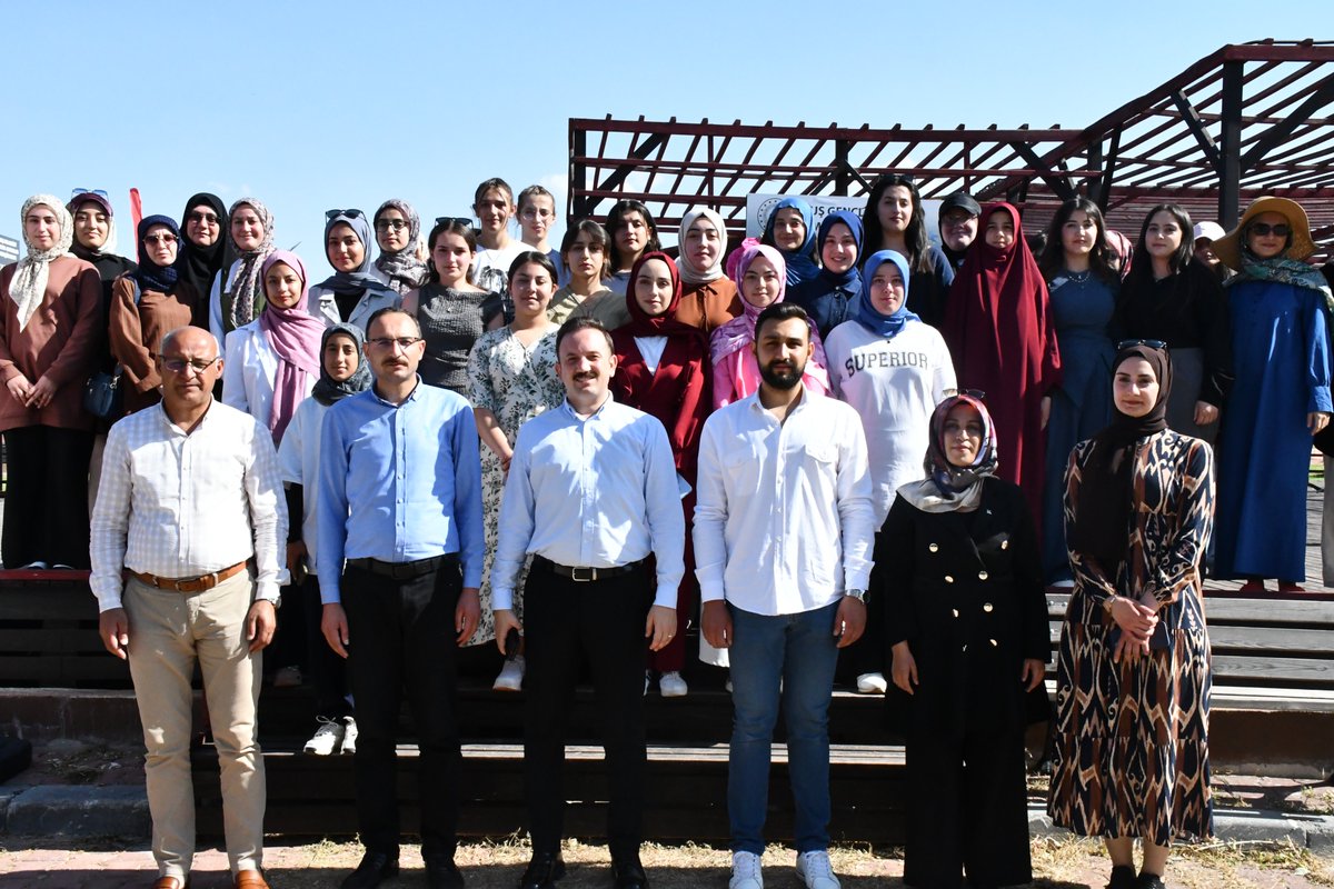 📌Kaymakamımız Göksu Bayram, Türkiye Gençlik Vakfı (TÜGVA) Van İl Temsilciliği Tarafından Malazgirt Gençlik Kampında Düzlenen Programa Katıldı

Kaymakamımız Göksu Bayram, Malazgirt AK Parti İlçe Başkanı Cengiz Altın ve Malazgirt İlçe Gençlik Spor Müdürü Vahdettin ATILGAN ile