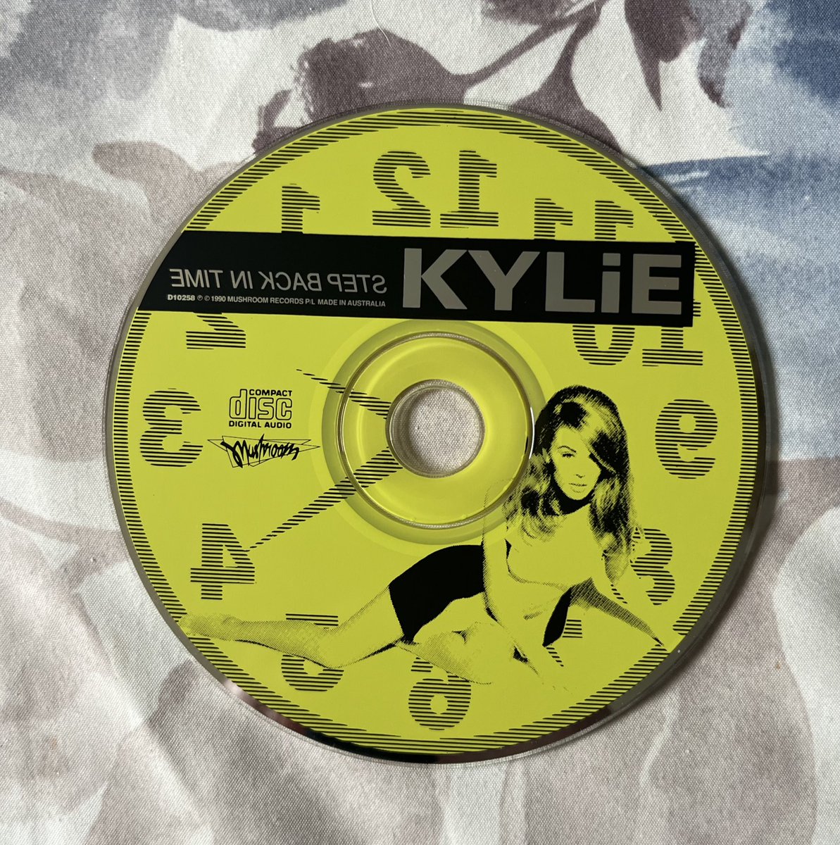 MichaelYoga79's tweet image. A long wanted item now in my @kylieminogue collection. Step Back In Time Oz picture disc CD. #KylieMinogue #stepbackintime