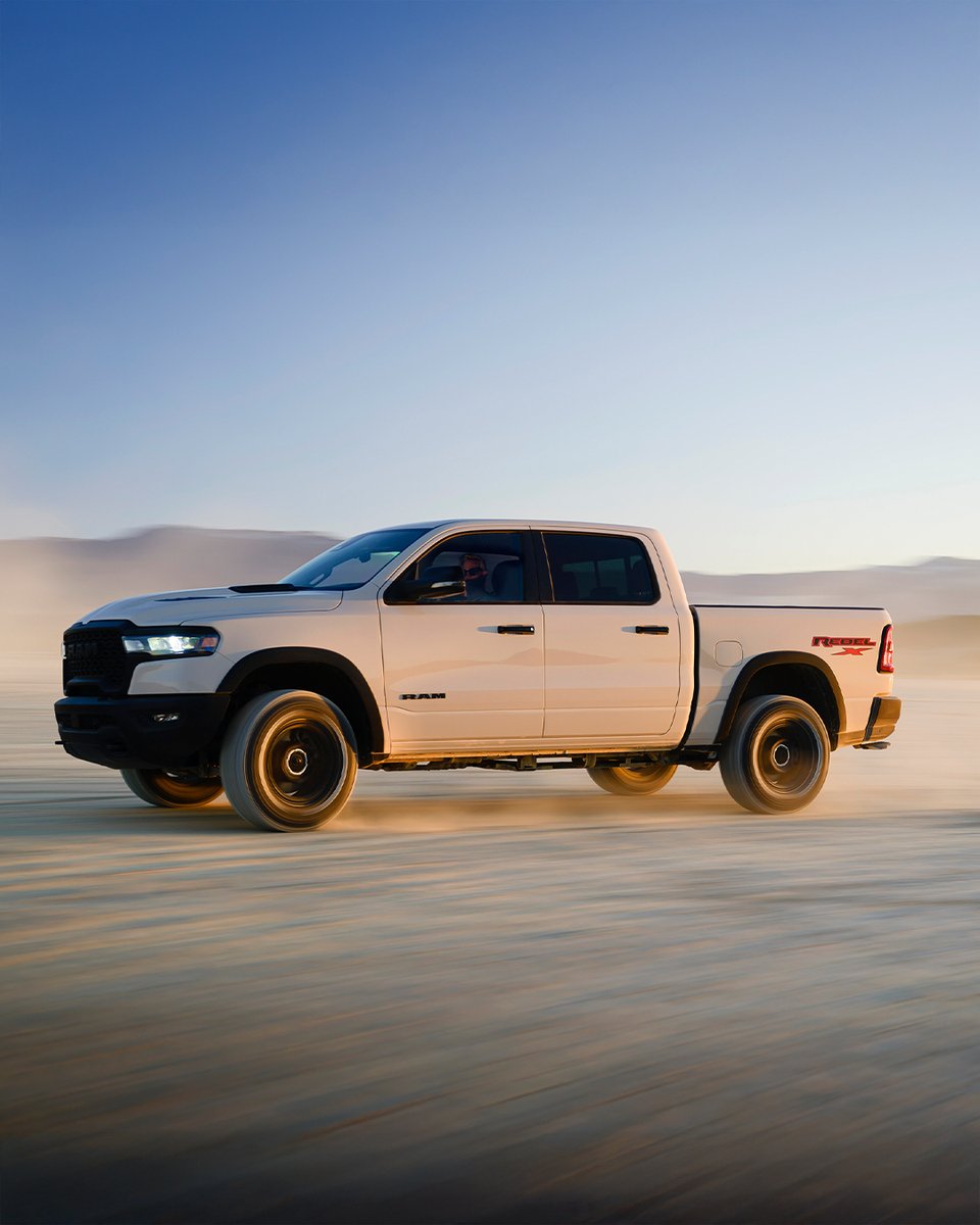 StellantisNAEsp's tweet photo. Nacida para explorar. Hecha para dominar. Conquista cualquier terreno con la #Ram1500 Rebel X, equipada con un grรกfico especial que celebra 10 aรฑos de actitud todoterreno.
Descรบbrela en https://t.co/YLd1A1PdAX
@RamTrucks #RamRebel https://t.co/TSwJo6uC0X