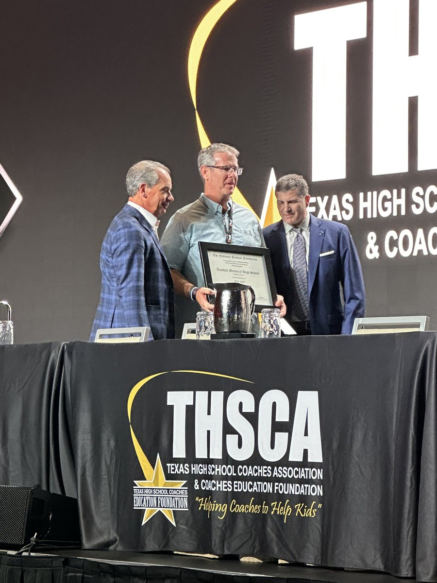 TISDTMHS's tweet image. Congratulations to the Tomball Memorial Football team for receiving the NFF National High School as the State of Texas champions! They were recognized for their excellence on the field and in the classroom! #BECATS