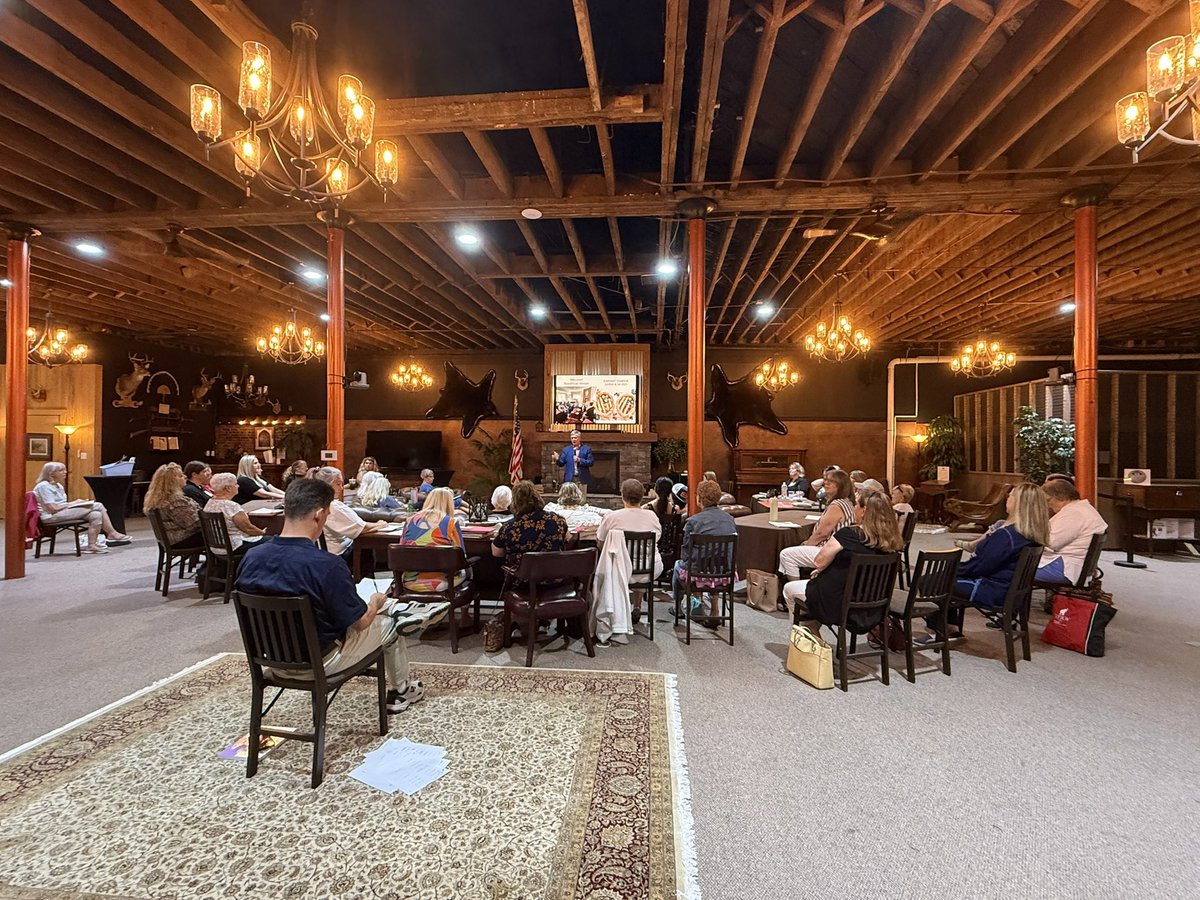 I had a wonderful time speaking to the Republican Women of Harrisonburg and Rockingham County last night about issues important to our families and communities as they relate to this year’s elections!