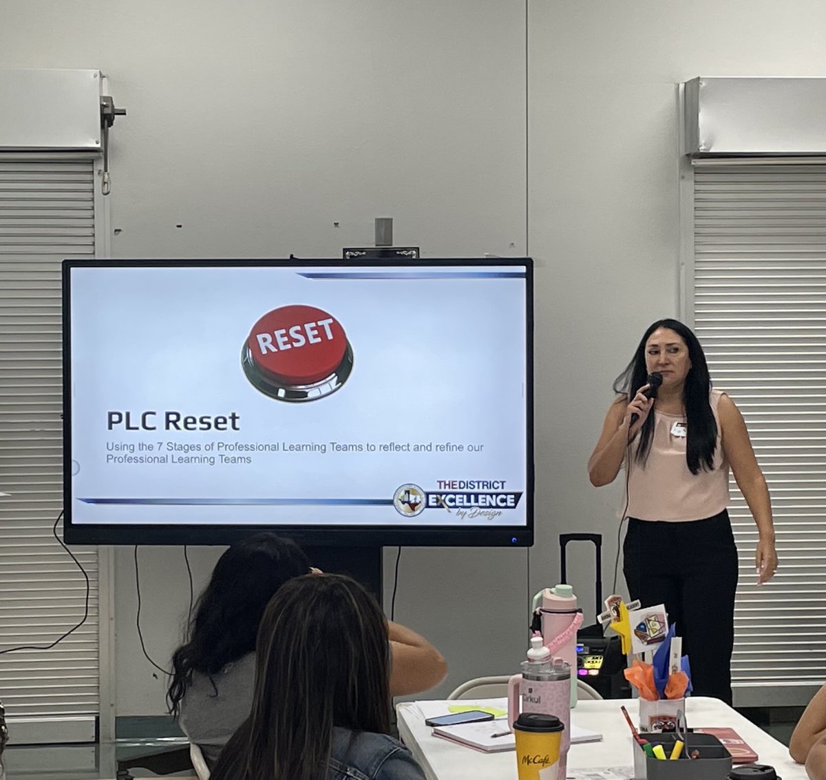 Angie Armendariz (@angiearmendari3) on Twitter photo Ramona Stem Academy proud and recognized for their hard work! Super job everyone 👏🏼<a href="/YsletaISD/">Ysleta ISD</a> <a href="/ycast1llo/">Yvonne Castillo</a> <a href="/DarleneMartEP/">MD</a> <a href="/_IreneAhumada/">Irene Ahumada</a> Ramona Stem Academy proud and recognized for their hard work! Super job everyone 👏🏼<a href="/YsletaISD/">Ysleta ISD</a> <a href="/ycast1llo/">Yvonne Castillo</a> <a href="/DarleneMartEP/">MD</a> <a href="/_IreneAhumada/">Irene Ahumada</a>