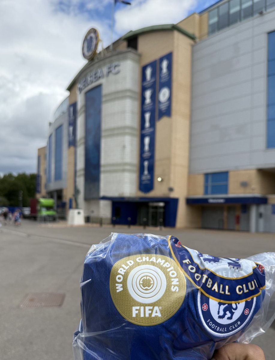 Chelsea shirt 2025 world champions home ✅🤩.🔥🔵⚪️ after a great tournament of the historic first new Club world cup 👕had to be the main man Palmer on the back 1️⃣0️⃣
#football #futbol #chelsea #cfc #camiseta #footballshirt #clubworldcup #cwc2025 #chelseashirt #ChelseaFC #coyb