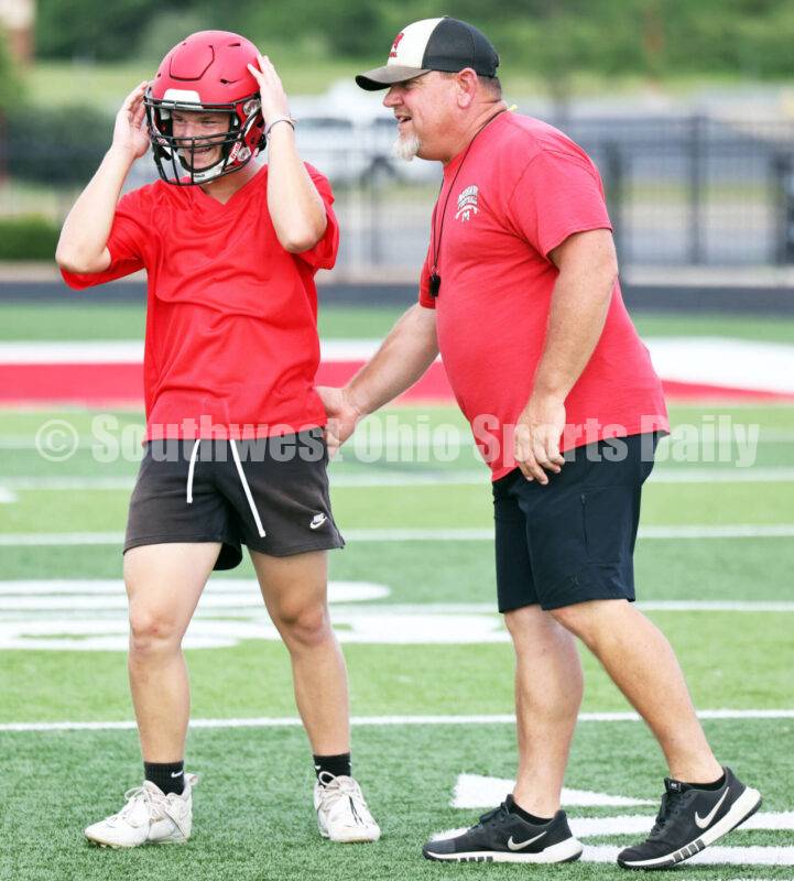 SWOSportsDaily's tweet image. FOOTBALL: Smaller roster isn't stopping Poff from pushing forward at Madison: 'The bar is to be competitive' ... Rick Cassano's comprehensive feature with comments from Steve Poff and senior Gavin Johnson, plus 32 professional photos with captions from the Mohawks' 7-on-7…