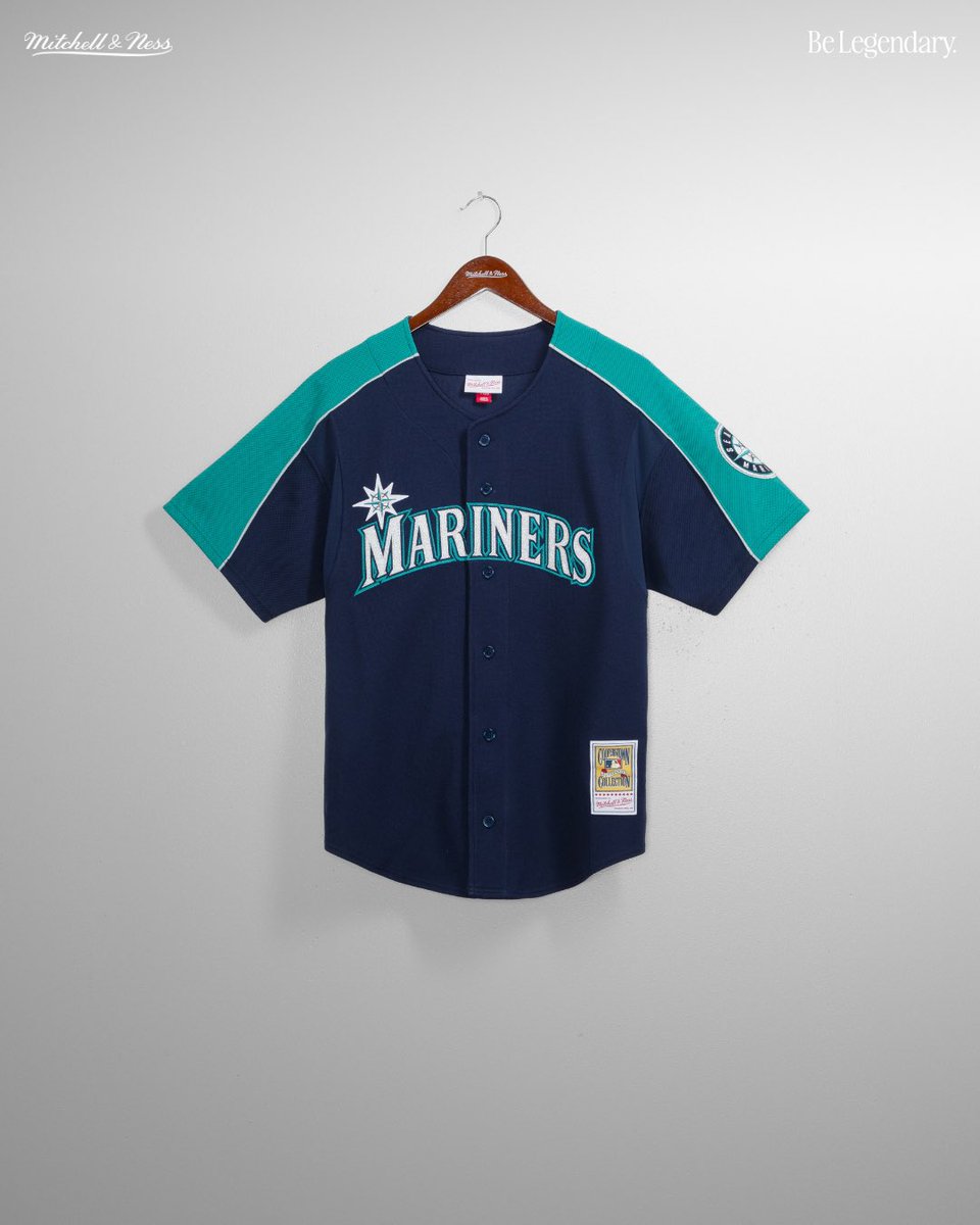 mitchell_ness's tweet image. A Pioneer’s Legacy Enshrined.
In honor of Ichiro Suzuki’s induction into the National Baseball Hall of Fame, Mitchell &amp; Ness proudly presents two timeless tributes: the 2004 Seattle Mariners Vintage Jersey, and the 2006 Seattle Mariners BP Jersey.
Celebrate the career of one of…