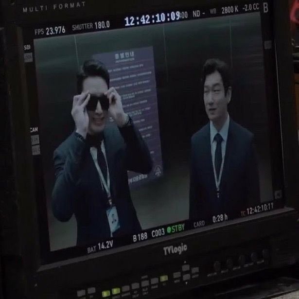 비숲 비하인드 짤 중에 이게 젤 웃김 시버