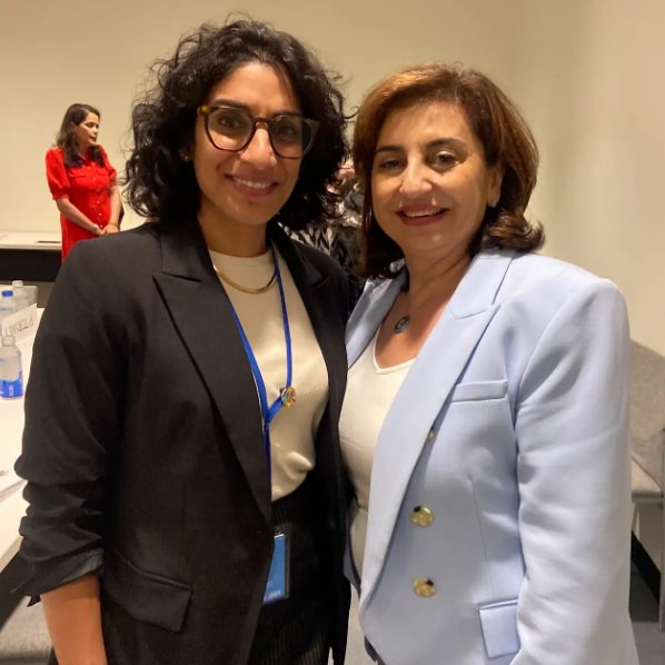 Campaign 2000 tweet media