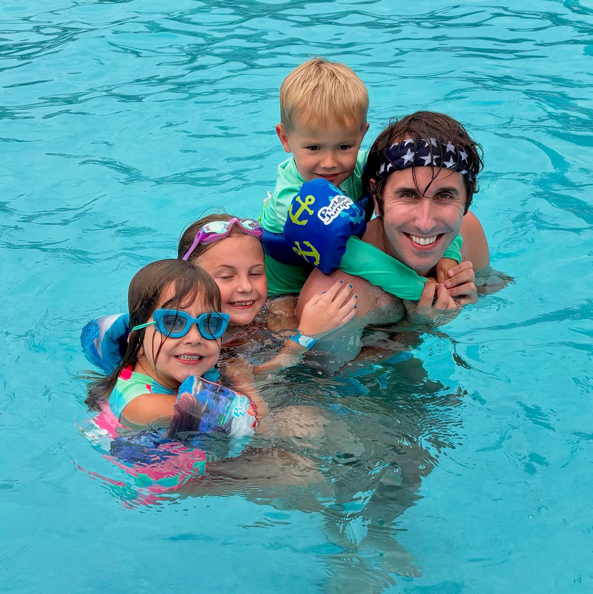 jeffconway's tweet image. Best job in the world: Being the devoted uncle that I am to these sweet, little humans! 💙
